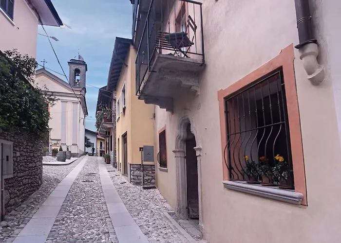 Cozy - Di Bedero * Brezzo